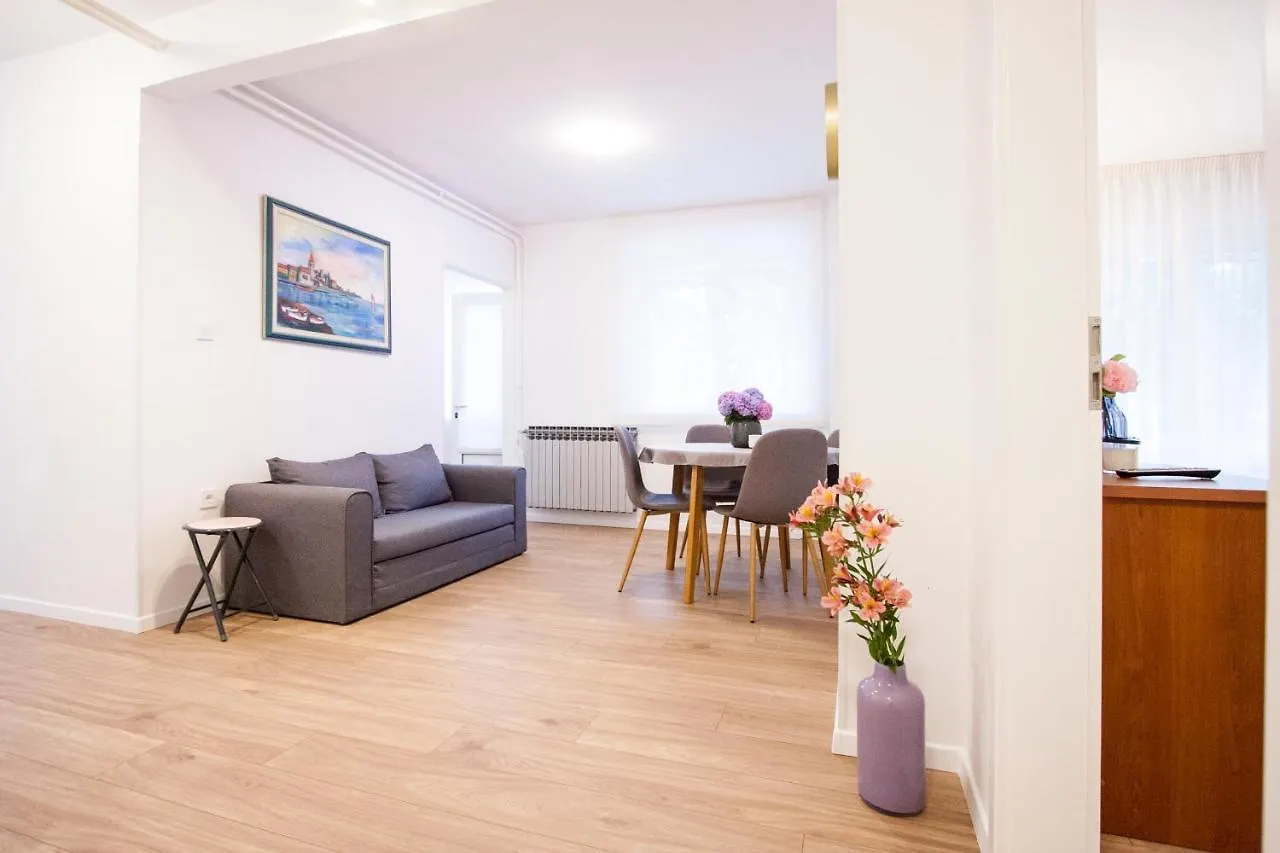 Apartment Vlada Beach Area Porec 0*,  Croatia