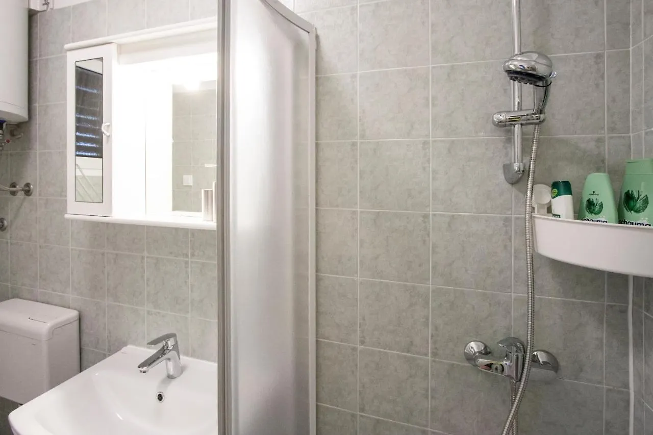 Apartment Vlada Beach Area Porec