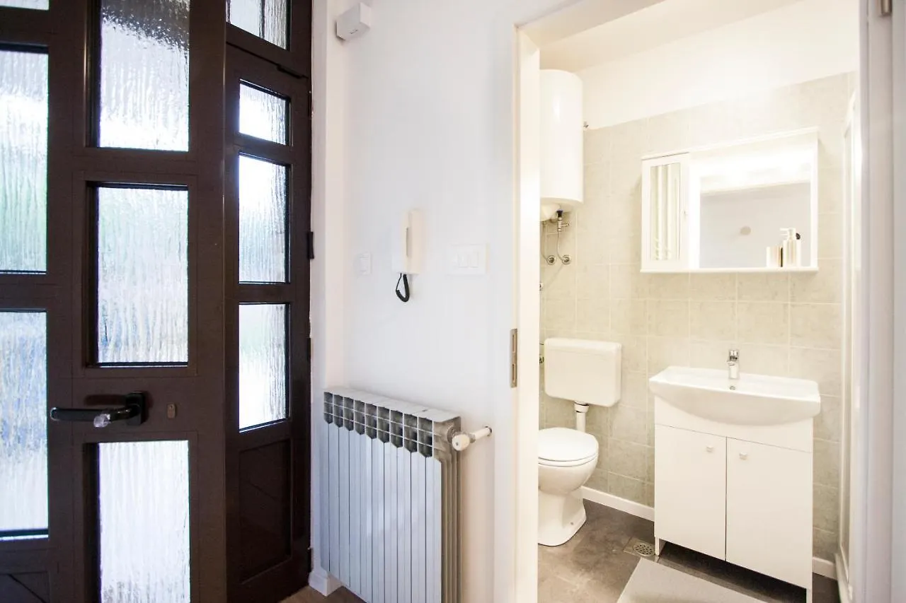 Apartment Vlada Beach Area Porec