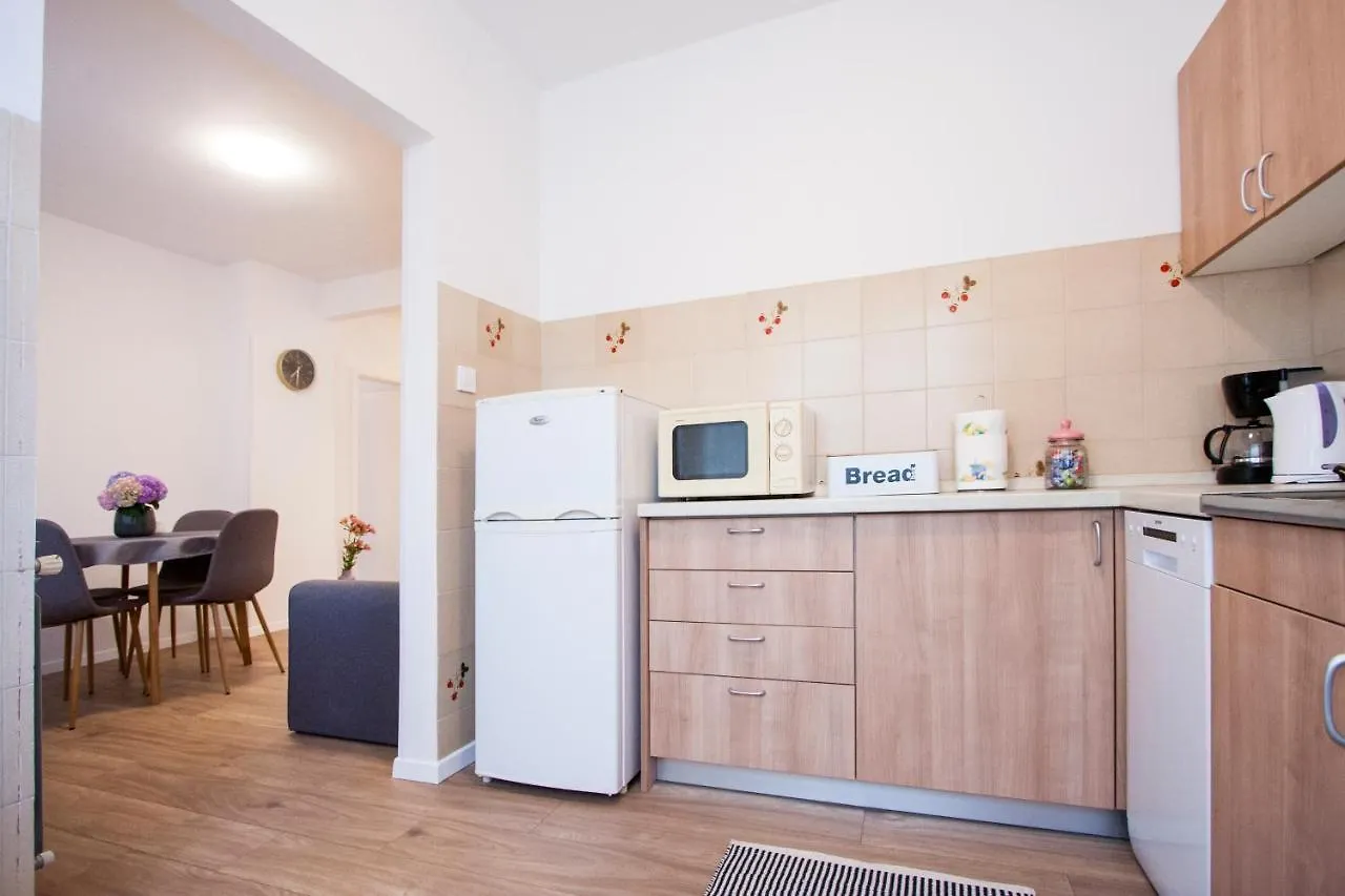 Apartment Vlada Beach Area Poreč